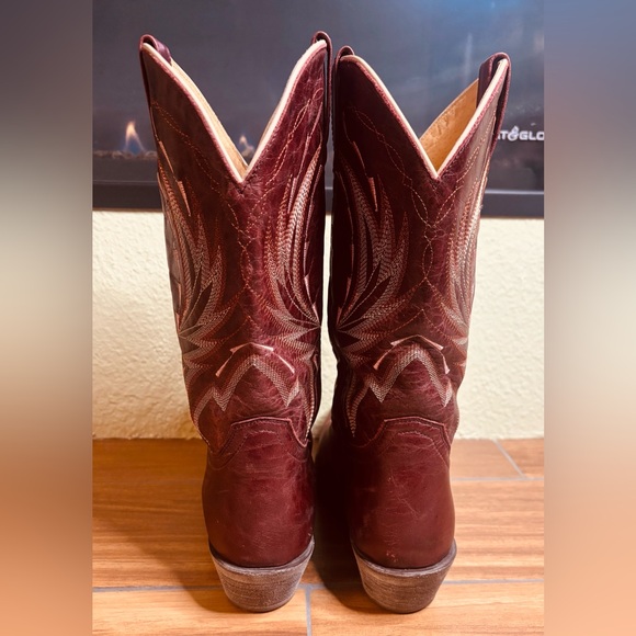 Shyanne Women's Leather Ruby Red Square Toe Heeled Western Cowboy Boots Size: 9M - Picture 5 of 8